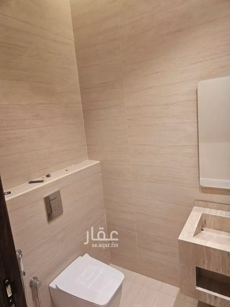 Floor for Sale in Riyadh Al Arid صورة 3