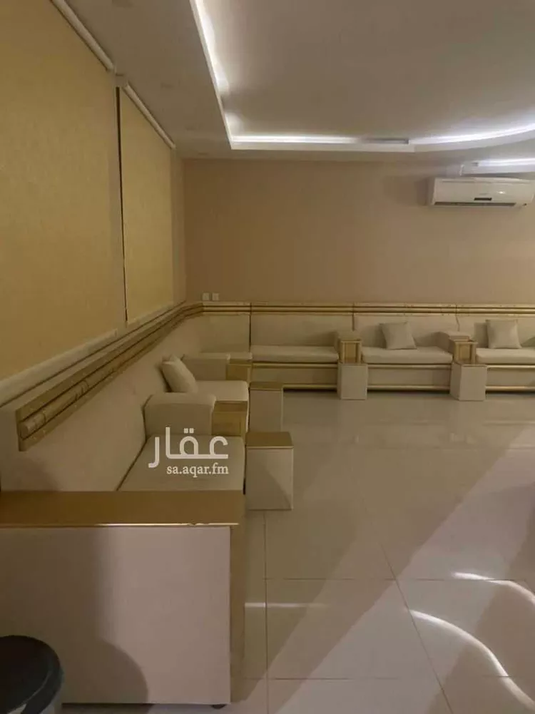 استراحة للبيع في شارع عبادة الزرقي, حي الرصف, مدينة حائل, منطقة حائل صورة 3