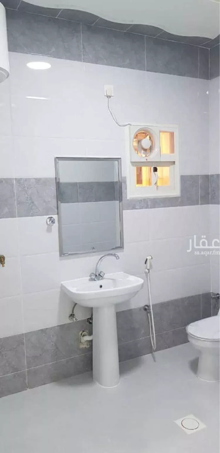 Apartment for Rent in Muhayil Al Huliah East