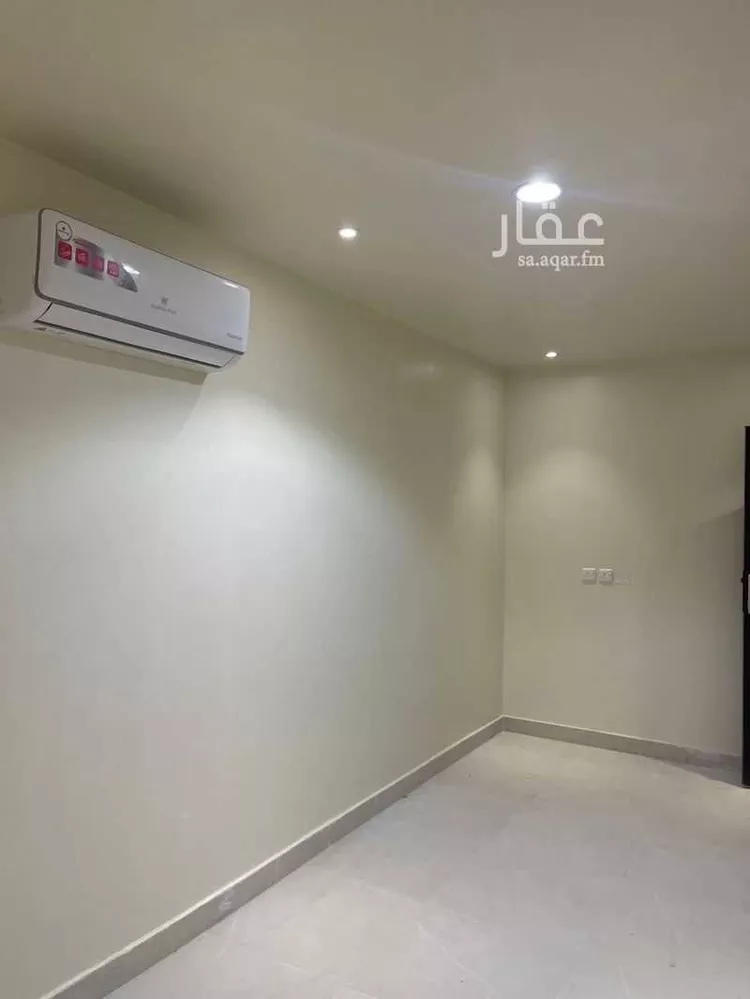 شقة للإيجار في شارع أحمد بن إدريس, حي الملك فيصل, مدينة الرياض, منطقة الرياض صورة 3