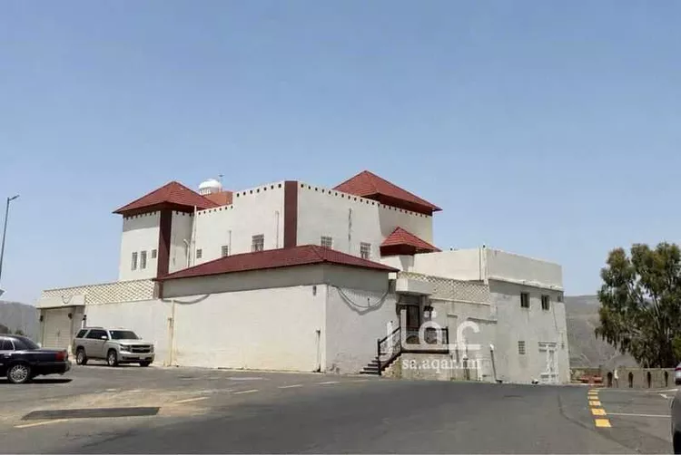 عمارة للبيع في شارع عين زبيدة, حي الضباب, مدينة أبها, منطقة عسير