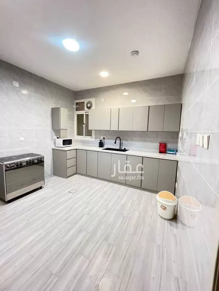 عمارة للإيجار في شارع ابن بدران, حي المروج, مدينة أبها, منطقة عسير صورة 2