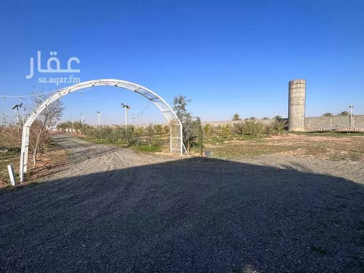 مزرعة للبيع في شارع العريدة, حي العريدة, مدينة العريدة, منطقة حائل صورة 3