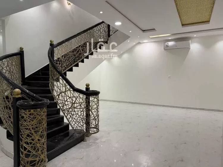 فيلا للإيجار في شارع علي بن فخر الدين, حي العارض, مدينة الرياض, منطقة الرياض
