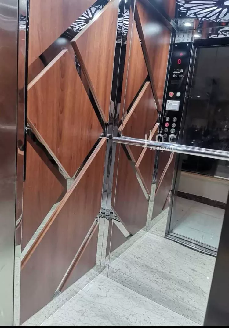 عمارة للإيجار في شارع الامير عبدالرحمن, حي مدينة العمال, مدينة الخبر, المنطقة الشرقية صورة 2