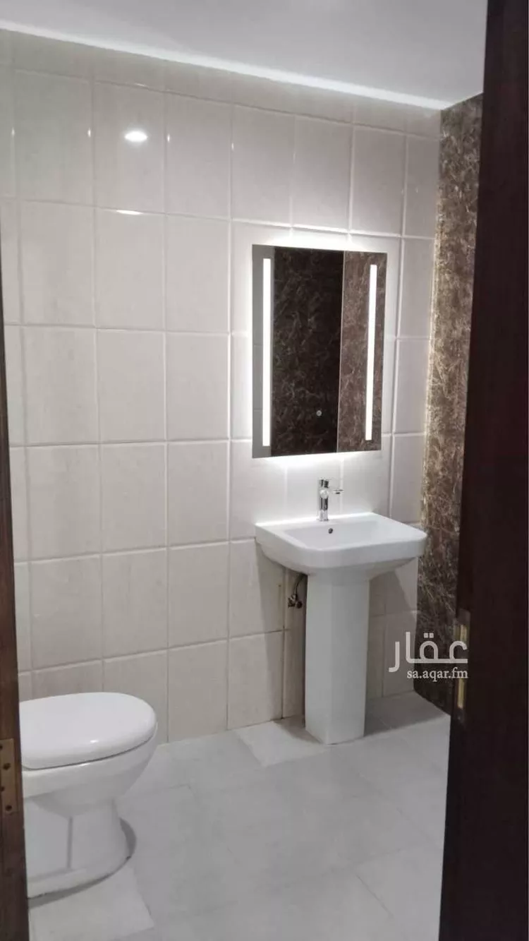 شقة للإيجار في شارع قيس بن الحصين, حي الروابي, مدينة الخبر, المنطقة الشرقية 6