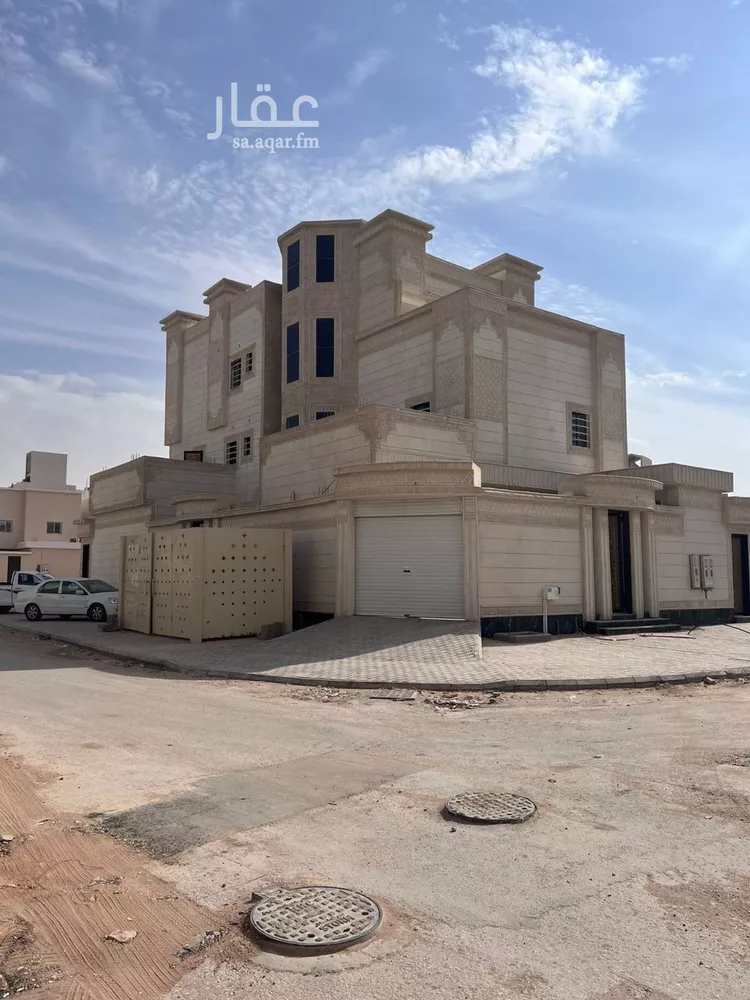 دور للبيع في شارع الشيديه, حي الجنادرية, مدينة الرياض, منطقة الرياض صورة 2