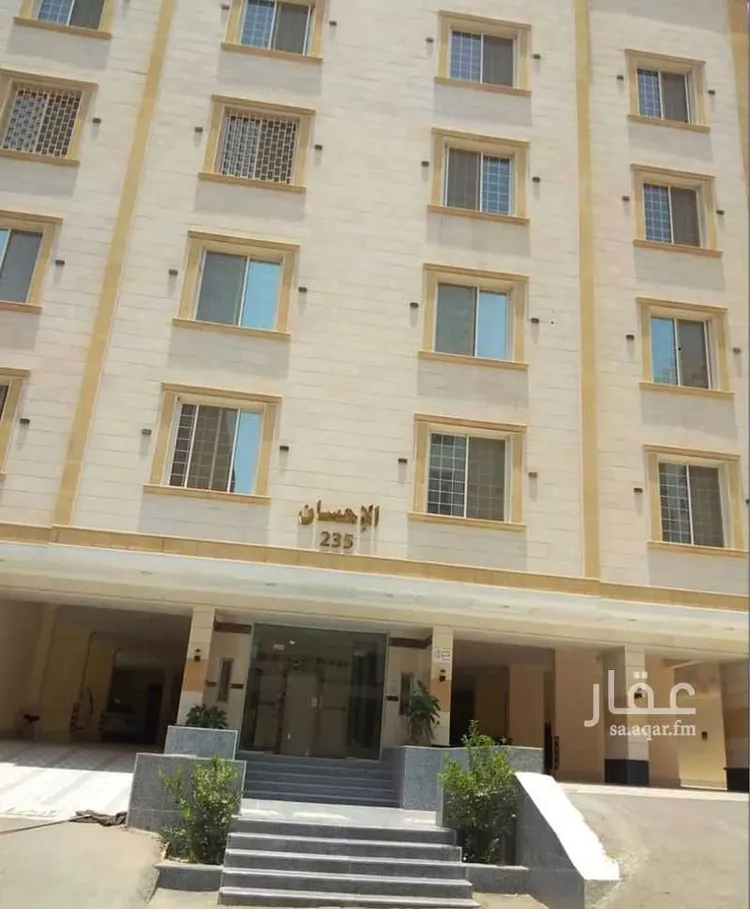 فيلا للبيع في شارع إبراهيم الكماد, حي مريخ, مدينة جدة, منطقة مكة المكرمة