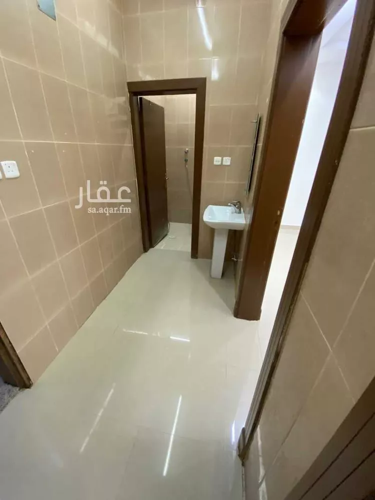 شقة للإيجار في شارع المطيب ، حي ظهرة لبن ، الرياض ، منطقة الرياض