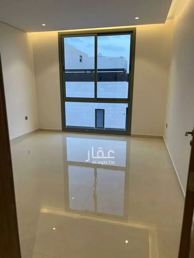 فيلا للبيع في شارع مسلم بن عبيدالله, حي العارض, مدينة الرياض, منطقة الرياض 8