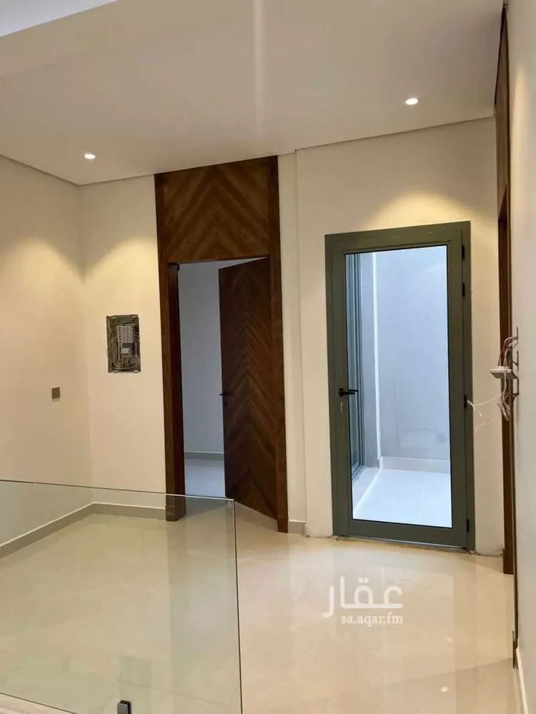 فيلا للبيع في شارع مسلم بن عبيدالله, حي العارض, مدينة الرياض, منطقة الرياض 9