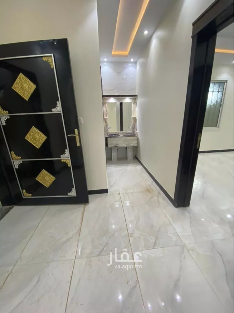 فيلا للبيع في شارع يعقوب بن أبي الفضل, حي عكاظ, مدينة الرياض, منطقة الرياض صورة 5