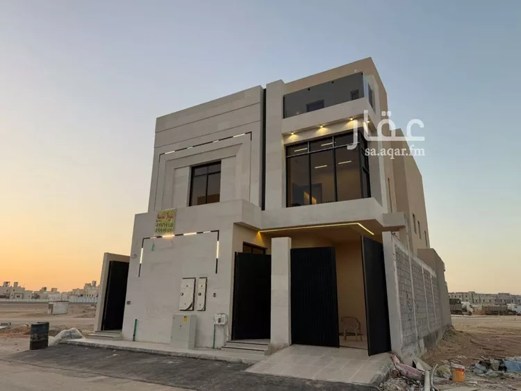 فيلا للبيع في شارع أحمد بن داود الجذامي, حي الرمال, مدينة الرياض, منطقة الرياض صورة 3