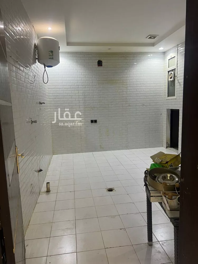 فيلا للإيجار في شارع عبدالله بن حماد الشبيلي, حي الرمال, مدينة الرياض, منطقة الرياض