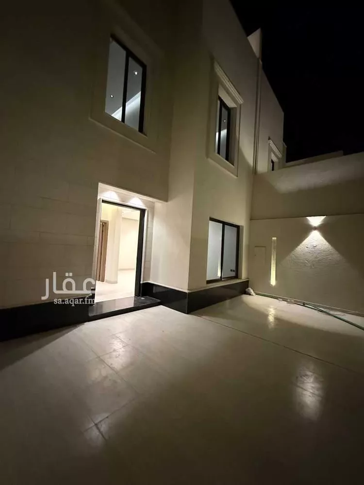 فيلا للبيع في شارع عقرباء 145, حي عقرباء, مدينة الجبيلة, منطقة الرياض صورة 2