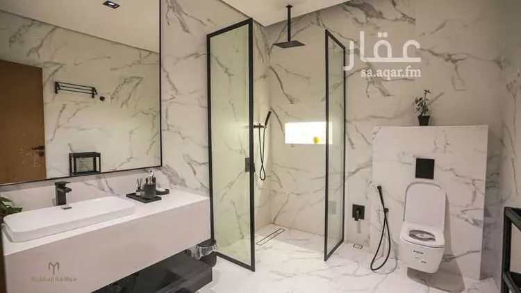 فيلا للبيع في شارع الشهيد حسن الاسمري, حي المهدية, مدينة الرياض, منطقة الرياض