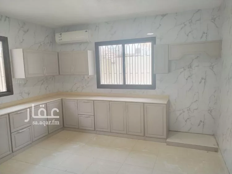 دور للإيجار في شارع احمد عبدالغفور عطار, حي السليمانية, مدينة الرياض, منطقة الرياض صورة 3