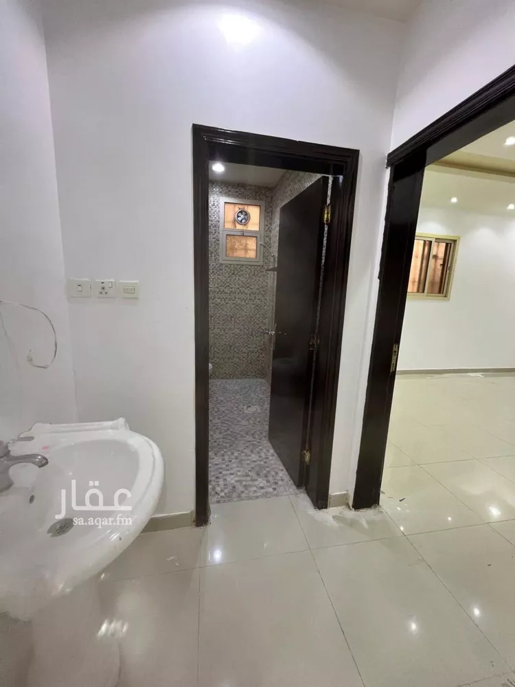 فيلا للبيع في شارع حصن القرعاوي, حي الحزم, مدينة الرياض, منطقة الرياض صورة 5