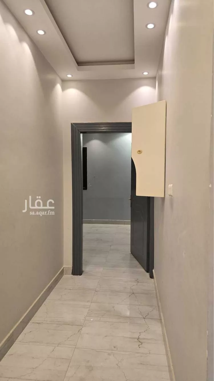 فيلا للإيجار في شارع علي الدرويش ، حي الرمال ، الرياض ، منطقة الرياض صورة 3