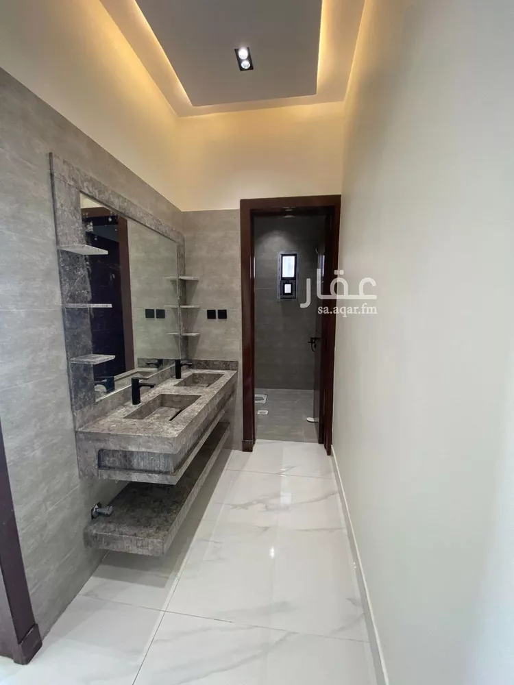 دور للبيع في شارع ابن طوق الكاتب, حي البرية, مدينة الرياض, منطقة الرياض صورة 5