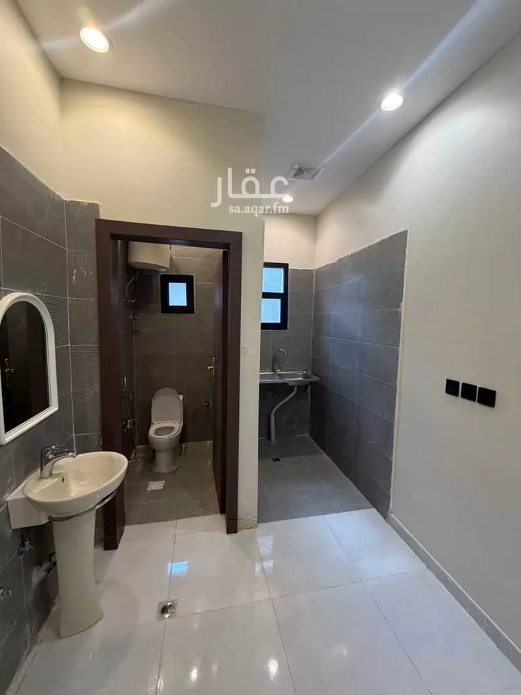 شقة للإيجار في شارع مالك بن الحارث ، حي بدر ، الرياض ، منطقة الرياض صورة 2