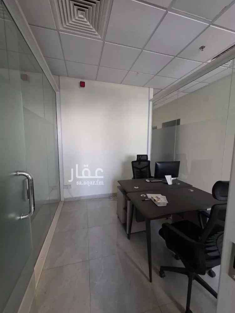 Commercial Office for Rent in Riyadh As Sahafah 9