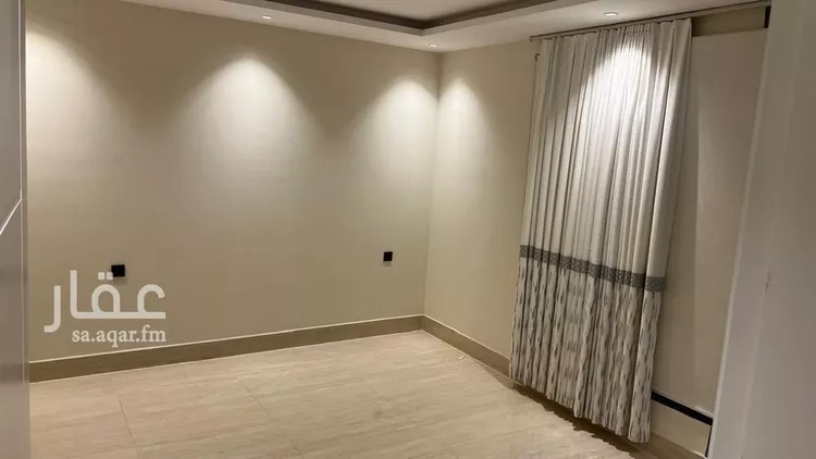 Floor for Rent in Riyadh Al Malqa 13