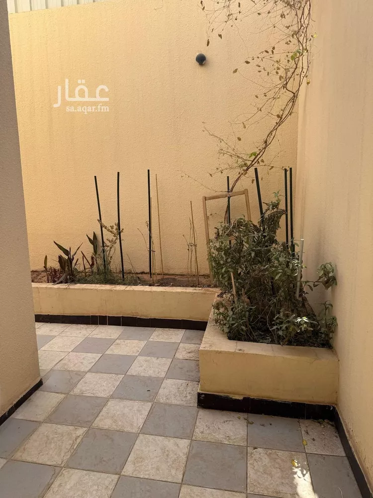 فيلا للإيجار في شارع الأرطاوية, حي المصيف, مدينة الرياض, منطقة الرياض صورة 2