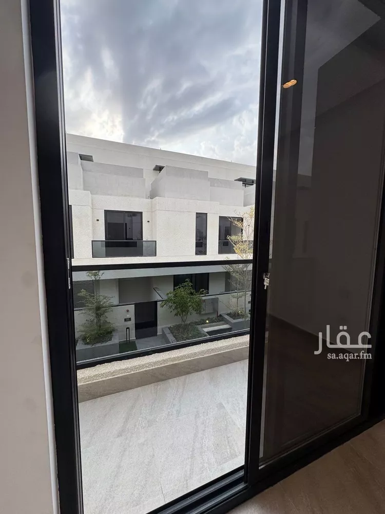 فيلا للإيجار في شارع الركيلا, حي أم الحمام الغربي, مدينة الرياض, منطقة الرياض صورة 5