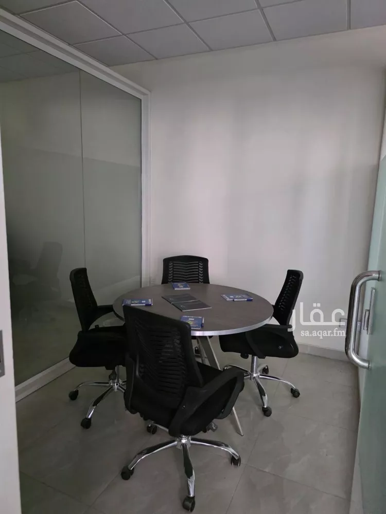 Commercial Office for Rent in Riyadh As Sahafah 8