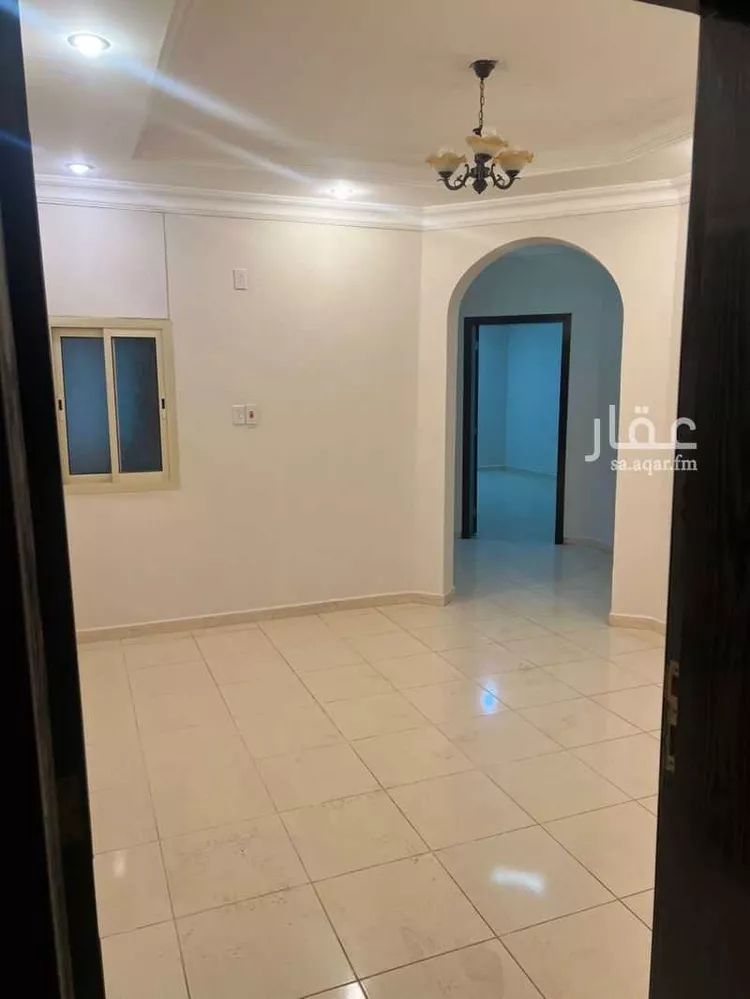 عمارة للإيجار في شارع الامير احمد ابن عبدالعزيز, حي مدينة العمال, مدينة الخبر, المنطقة الشرقية صورة 3