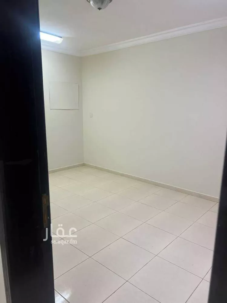 عمارة للإيجار في شارع الثاني والعشرون, حي العقربية, مدينة الخبر, المنطقة الشرقية صورة 4