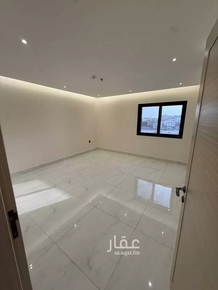 شقة للإيجار في شارع اوس بن معير, حي المزروعية, مدينة الدمام, المنطقة الشرقية صورة 2