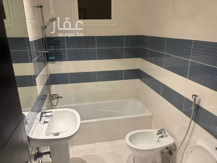فيلا للإيجار في شارع النفوذ, حي الخالدية الشمالية, مدينة الدمام, المنطقة الشرقية صورة 5