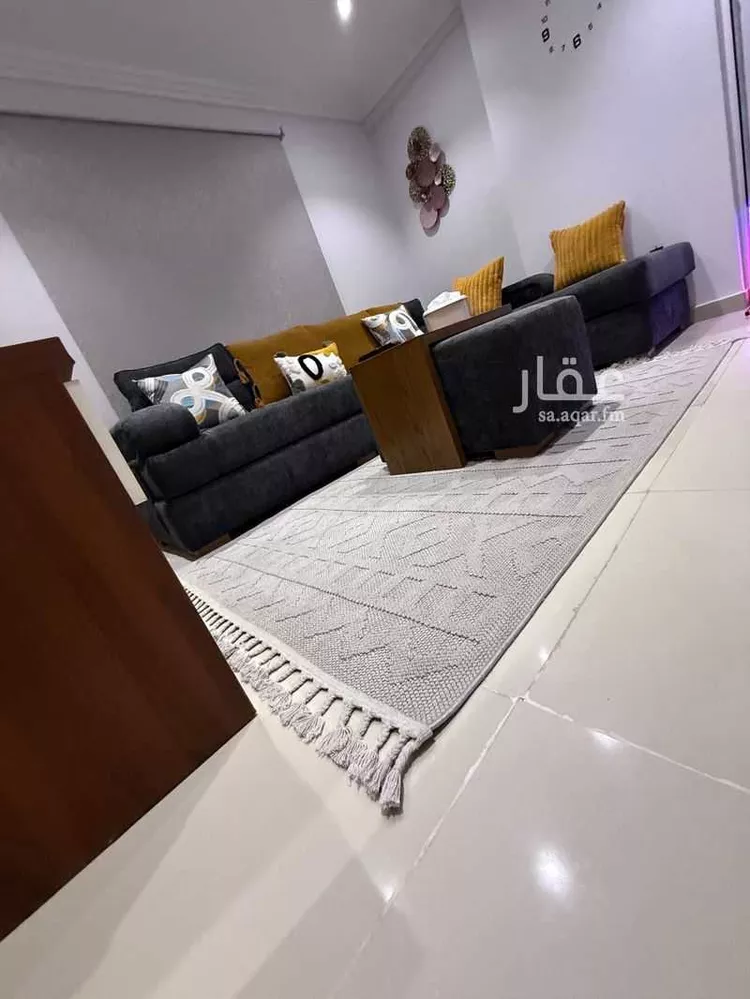 شقة للإيجار في شارع الامير ماجد الفرعي, حي العزيزية, مدينة جدة, منطقة مكة المكرمة صورة 2