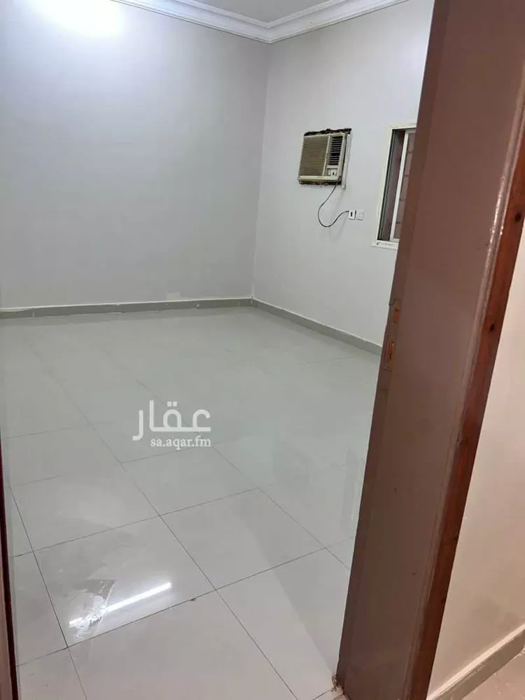 شقة للإيجار في شارع شبل البجلي, حي الزهور, مدينة جازان, منطقة جازان