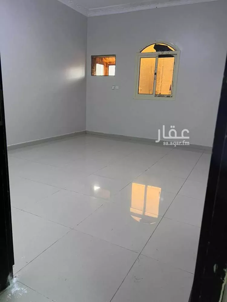 شقة للإيجار في شارع شهيد الدين ثم الوطن محمد يحي عبدالله سحاري, حي المطار, مدينة جازان, منطقة جازان صورة 5