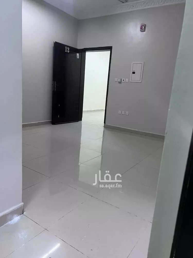 شقة للإيجار في شارع شبل البجلي, حي الزهور, مدينة جازان, منطقة جازان