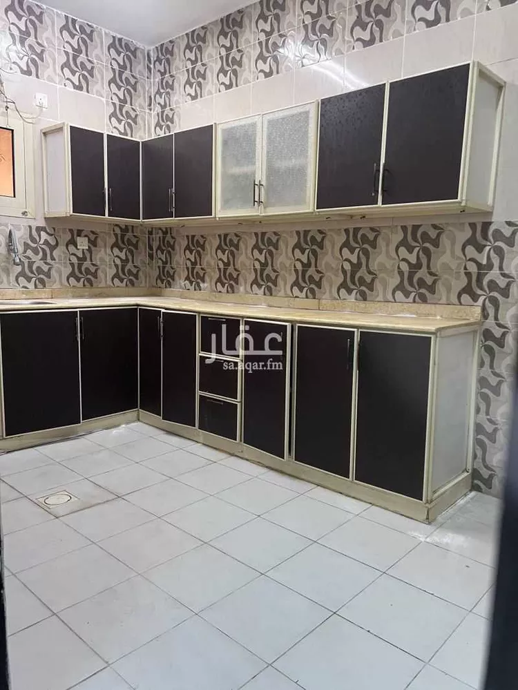 شقة للإيجار في شارع شبل البجلي, حي الزهور, مدينة جازان, منطقة جازان صورة 5