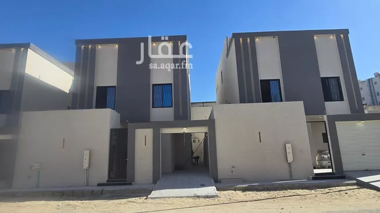 فيلا للبيع في شارع ضمرة بن الحصين, حي أحد, مدينة الدمام, المنطقة الشرقية