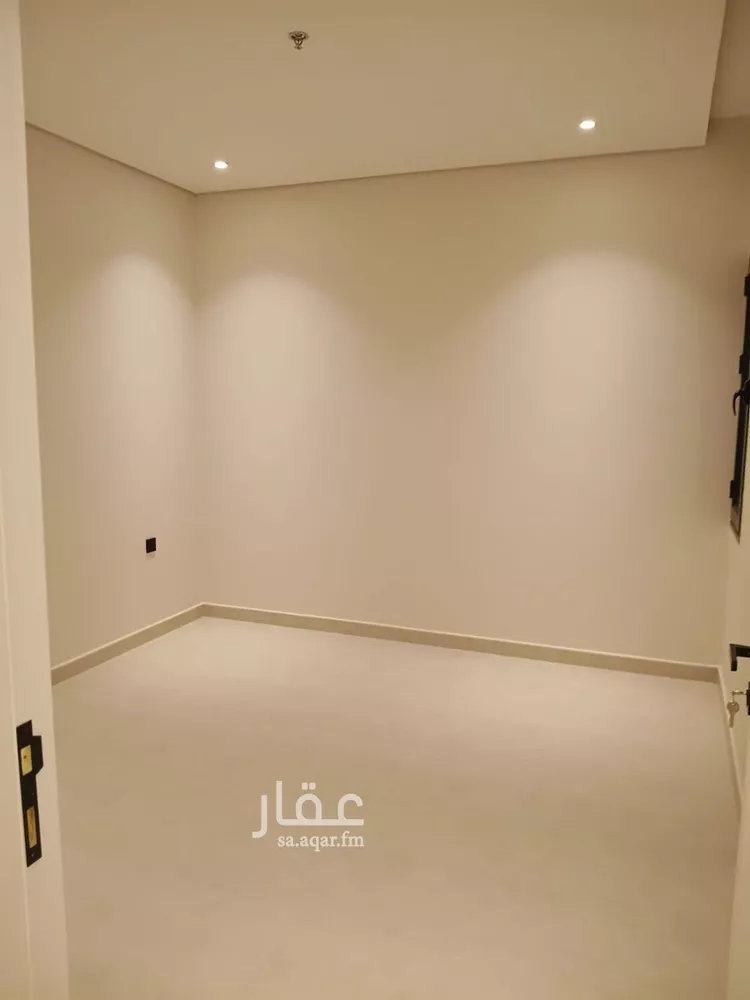 شقة للإيجار في شارع 10ا, حي البحر, مدينة الخبر, المنطقة الشرقية صورة 2