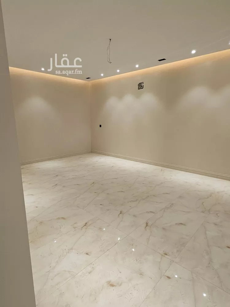 فيلا للبيع في شارع عبد الله بن عباس, حي الأمانة, مدينة الدمام, المنطقة الشرقية 13