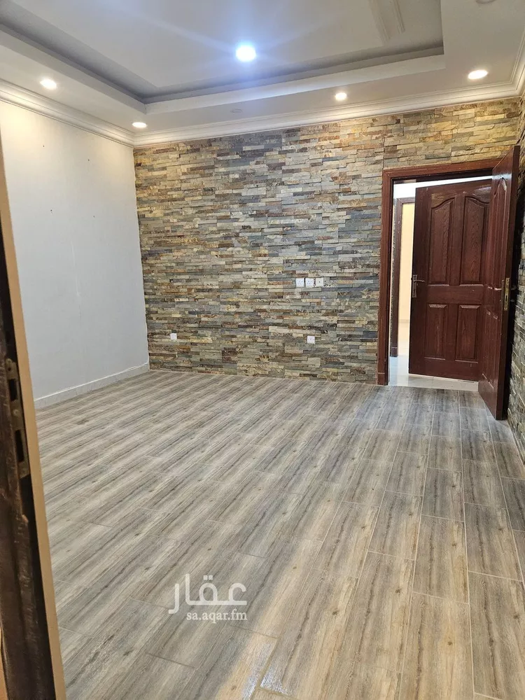 فيلا للإيجار في شارع خليفة بن خياط, حي الندى, مدينة الدمام, المنطقة الشرقية صورة 3