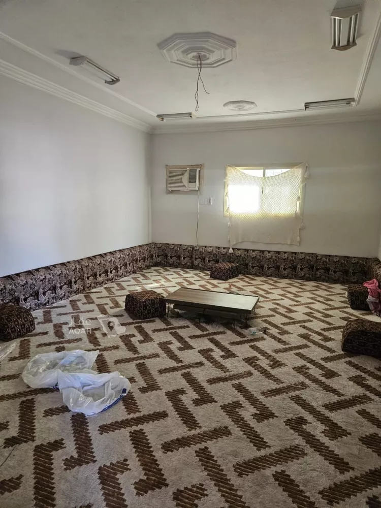 Floor for Rent in Dammam Al Manar 21