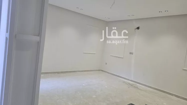 فيلا للبيع في شارع ضمرة بن الحصين, حي أحد, مدينة الدمام, المنطقة الشرقية صورة 4