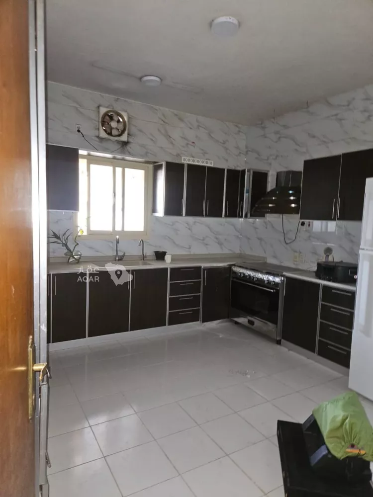 Floor for Rent in Dammam Al Manar 25