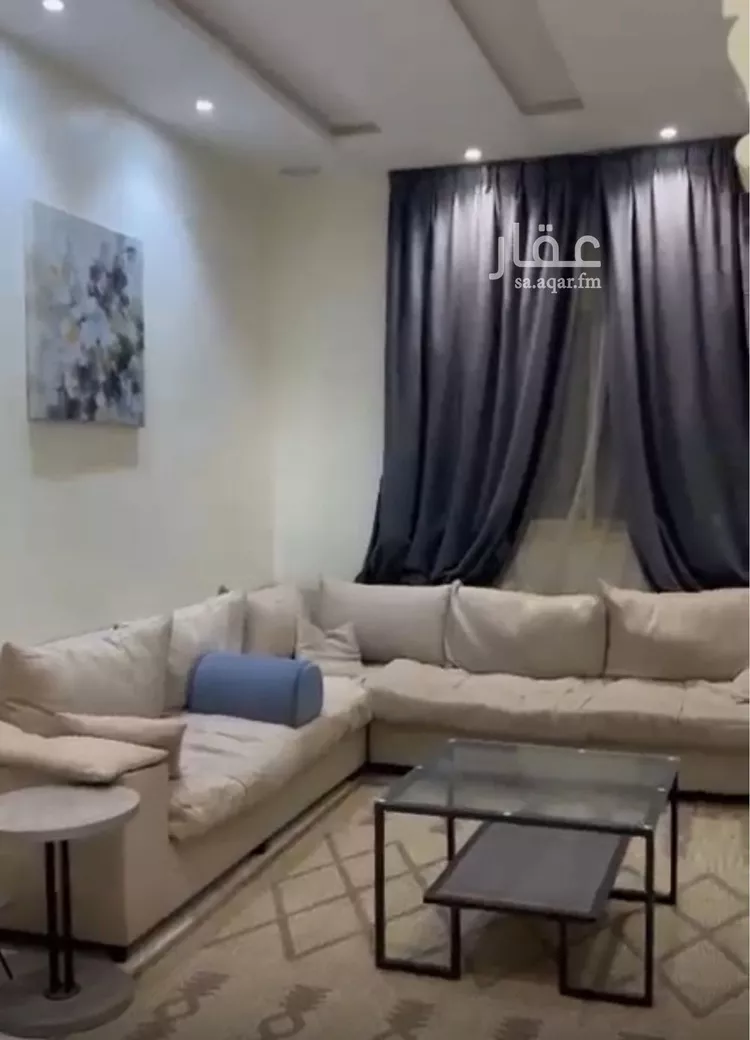 فيلا للإيجار في شارع أبي الحسن بن الصباغ, حي المعيزيلة, مدينة الرياض, منطقة الرياض صورة 2