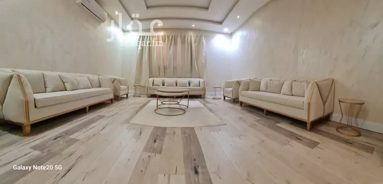 فيلا للإيجار في شارع أبي جعفر الخطيب, حي الرمال, مدينة الرياض, منطقة الرياض صورة 2