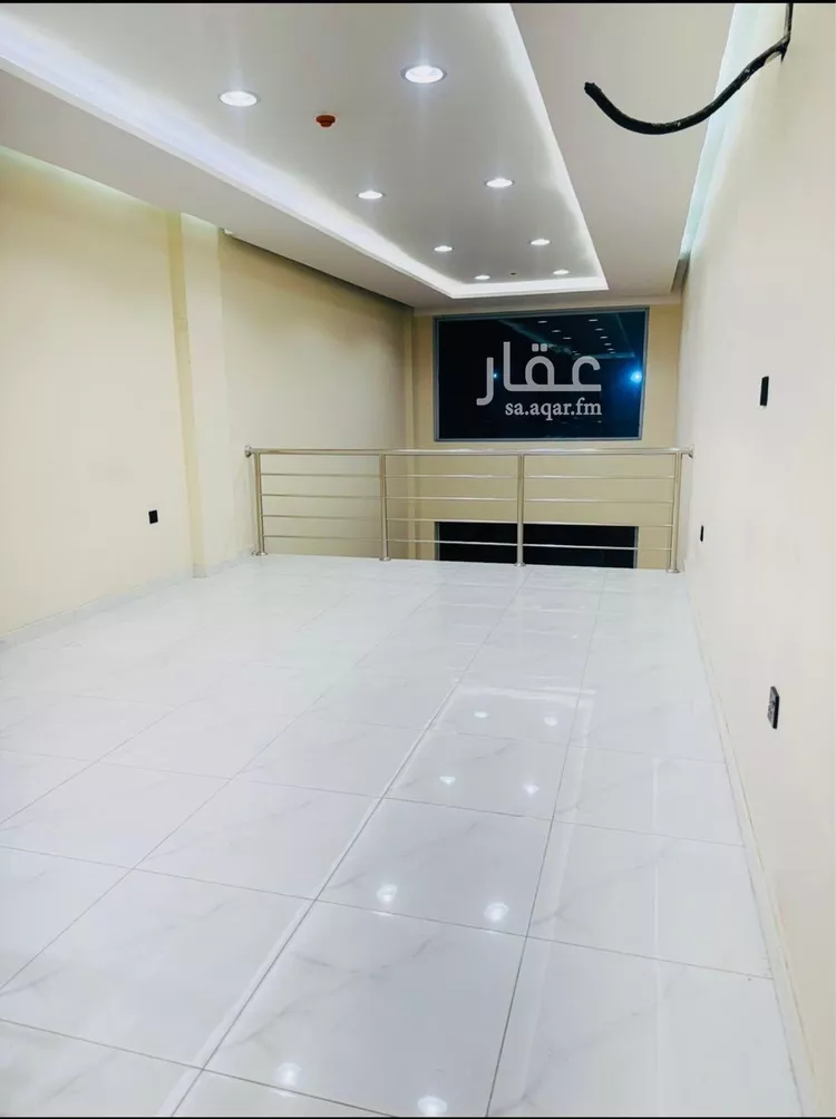 محل للإيجار في شارع الامام علي بن ابي طالب, حي الجامعيين, مدينة الدمام, المنطقة الشرقية صورة 2