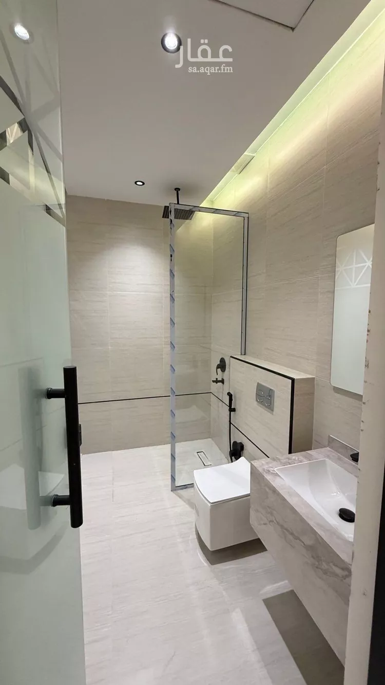 فيلا للبيع في شارع محمد بن أبي بكر القيم, حي المهدية, مدينة الرياض, منطقة الرياض صورة 5